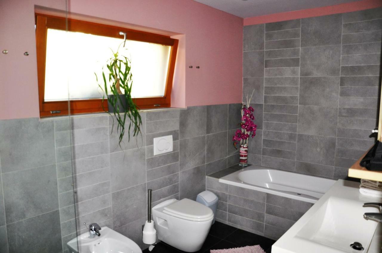Apartma Rosa Spodnji Otok Экстерьер фото